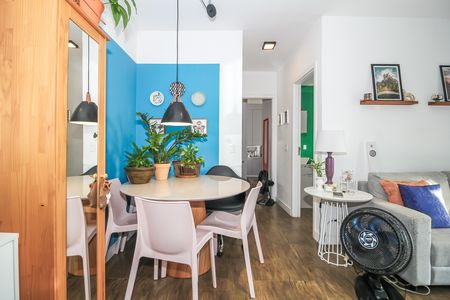 Apartamento à venda com 58m², 2 quartos e 1 vaga Apartamento à venda com 58m², 2 quartos e 1 vagaSala