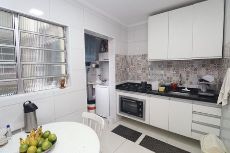 Apartamento à venda com 63m², 2 quartos e sem vagaCozinha e Área de Serviço