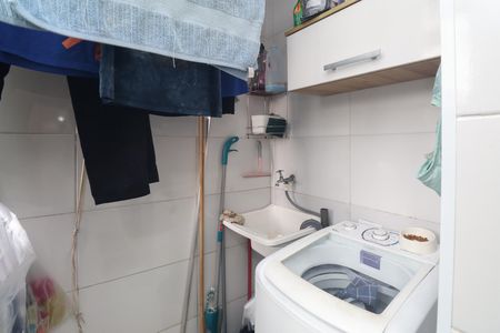 Apartamento à venda com 63m², 2 quartos e sem vagaCozinha e Área de Serviço