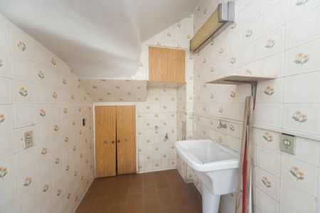 Apartamento para alugar com 280m², 5 quartos e 2 vagas Apartamento para alugar com 280m², 5 quartos e 2 vagasÁrea de Serviço