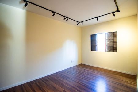 Casa para alugar com 210m², 2 quartos e 4 vagasQuarto