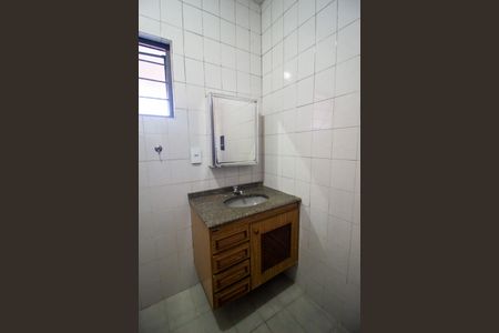 Casa para alugar com 210m², 2 quartos e 4 vagasBanheiro