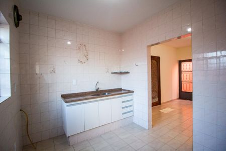 Casa para alugar com 210m², 2 quartos e 4 vagasCozinha