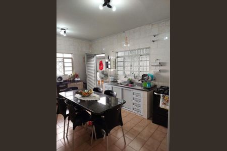 Foto 01 de casa à venda com 4 quartos, 171m² em Jardim Garcia, Campinas