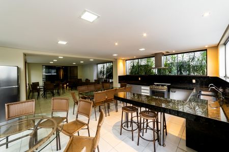 Apartamento para alugar com 70m², 1 quarto e 2 vagas Apartamento para alugar com 70m², 1 quarto e 2 vagasÁrea comum - Salão de festas