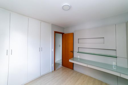 Apartamento para alugar com 70m², 1 quarto e 2 vagasQuarto