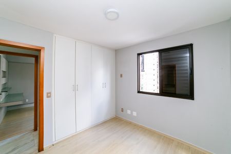 Apartamento para alugar com 70m², 1 quarto e 2 vagasSuíte