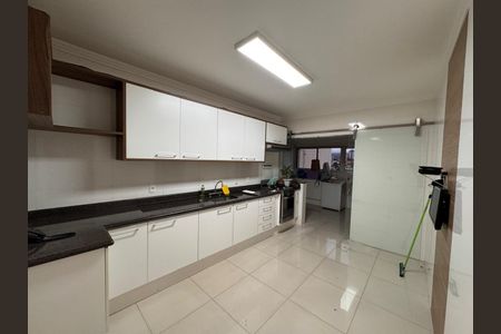 Apartamento à venda com 3 quartos, 165m² em Centro, Jundiaí