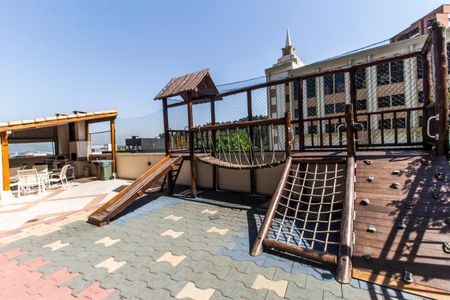 Apartamento à venda com 84m², 3 quartos e 2 vagas Apartamento à venda com 84m², 3 quartos e 2 vagasÁrea comum - Playground