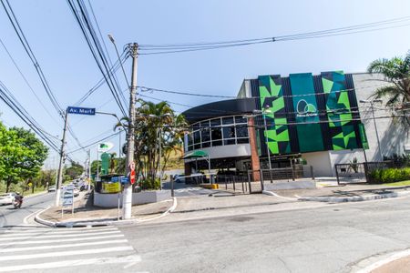 Apartamento à venda com 84m², 3 quartos e 2 vagas Apartamento à venda com 84m², 3 quartos e 2 vagasVista da Rua