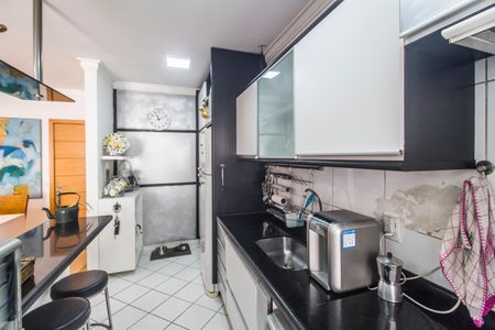 Apartamento à venda com 84m², 3 quartos e 2 vagas Apartamento à venda com 84m², 3 quartos e 2 vagasCozinha