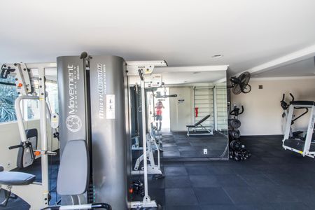 Apartamento à venda com 84m², 3 quartos e 2 vagas Apartamento à venda com 84m², 3 quartos e 2 vagasAcademia