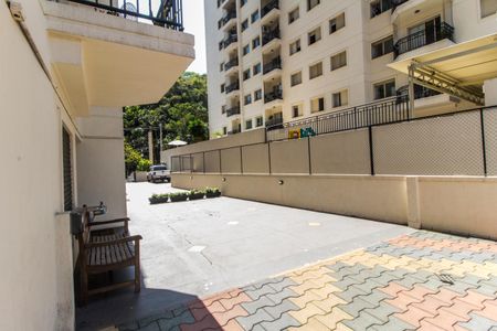 Apartamento à venda com 84m², 3 quartos e 2 vagas Apartamento à venda com 84m², 3 quartos e 2 vagasÁrea comum