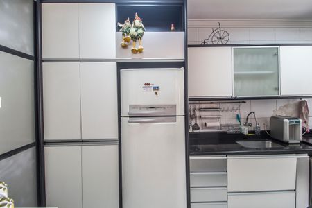 Apartamento à venda com 84m², 3 quartos e 2 vagas Apartamento à venda com 84m², 3 quartos e 2 vagasCozinha