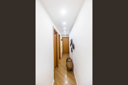 Apartamento à venda com 84m², 3 quartos e 2 vagas Apartamento à venda com 84m², 3 quartos e 2 vagasCorredor