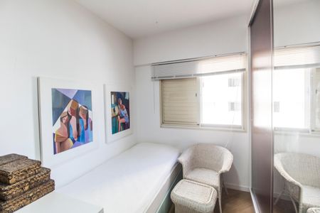 Apartamento à venda com 84m², 3 quartos e 2 vagas Apartamento à venda com 84m², 3 quartos e 2 vagasQuarto 2