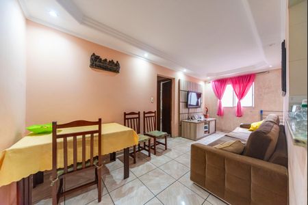 Sala de apartamento à venda com 2 quartos, 56m² em Parque Sao Vicente, Santo André