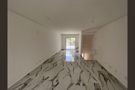 Casa à venda com 3 quartos, 120m² em Parque Novo Oratório, Santo André