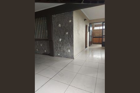 Casa para alugar com 185m², 3 quartos e 3 vagasÁrea externa