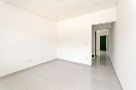 Casa à venda com 4 quartos, 130m² em Parque Jaçatuba, Santo André