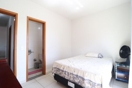 Apartamento para alugar com 75m², 3 quartos e 2 vagasQuarto 3 - Suíte