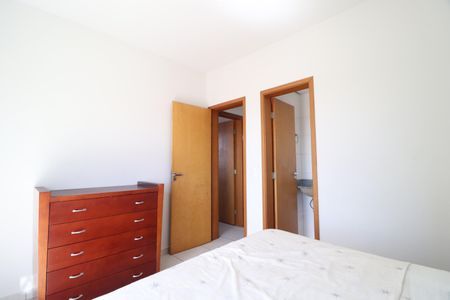 Apartamento para alugar com 75m², 3 quartos e 2 vagasQuarto 3 - Suíte
