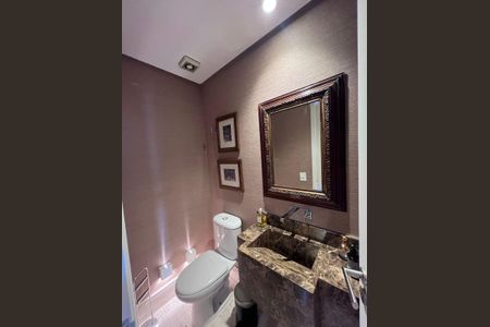 Apartamento à venda com 122m², 2 quartos e 3 vagas Apartamento à venda com 122m², 2 quartos e 3 vagasLavabo