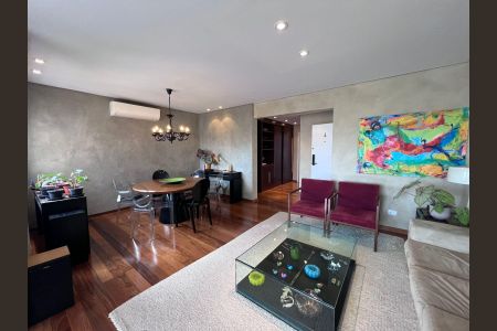 Apartamento à venda com 122m², 2 quartos e 3 vagas Apartamento à venda com 122m², 2 quartos e 3 vagasSala