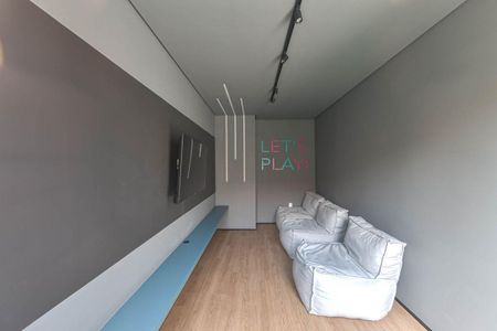 Apartamento à venda com 33m², 2 quartos e sem vaga Apartamento à venda com 33m², 2 quartos e sem vagaSala de Games