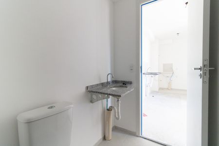Apartamento à venda com 33m², 2 quartos e sem vaga Apartamento à venda com 33m², 2 quartos e sem vagaBanheiro