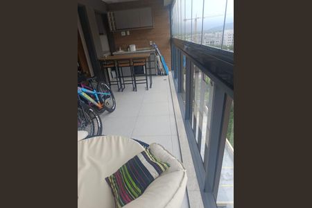Apartamento à venda com 83m², 3 quartos e 1 vaga
