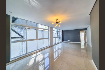 Apartamento à venda com 123m², 3 quartos e 1 vagaSala