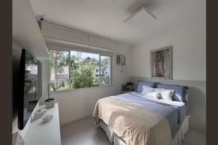 Casa à venda com 5 quartos, 220m² em Vargem Pequena, Rio de Janeiro