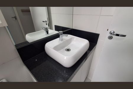 Apartamento à venda com 64m², 2 quartos e 2 vagas Apartamento à venda com 64m², 2 quartos e 2 vagasBanheiro Social