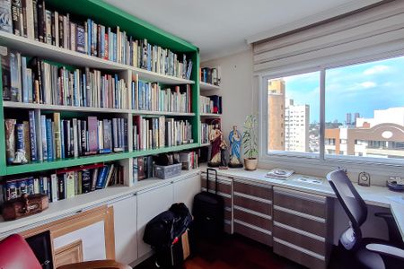 Apartamento à venda com 184m², 4 quartos e 4 vagasQuarto 2 - Suíte
