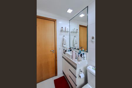 Apartamento à venda com 184m², 4 quartos e 4 vagasBanheiro da Suíte 1
