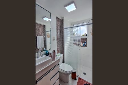 Apartamento à venda com 184m², 4 quartos e 4 vagasBanheiro da Suíte 1
