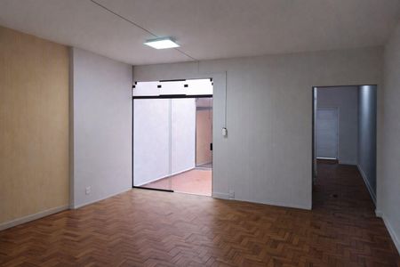 Casa à venda com 3 quartos, 150m² em Vila Cordeiro, São Paulo