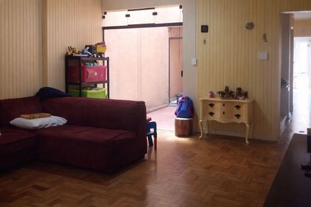 Casa à venda com 3 quartos, 150m² em Vila Cordeiro, São Paulo