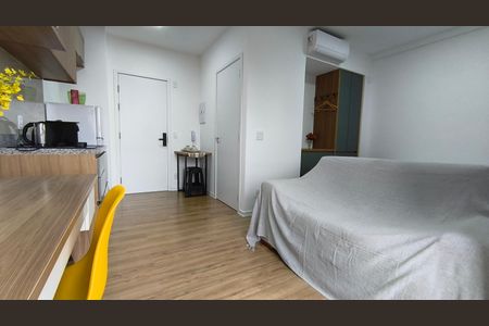 Sala de kitnet/studio para alugar com 1 quarto, 28m² em Liberdade, São Paulo