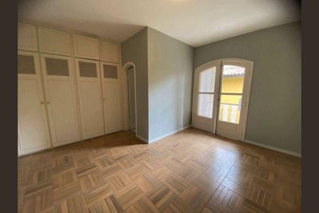 Casa à venda com 3 quartos, 350m² em Jardim Paulista, Barueri