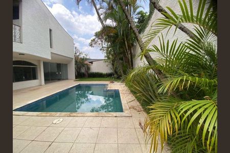Casa à venda com 350m², 3 quartos e 4 vagas