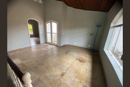 Casa à venda com 350m², 3 quartos e 4 vagas