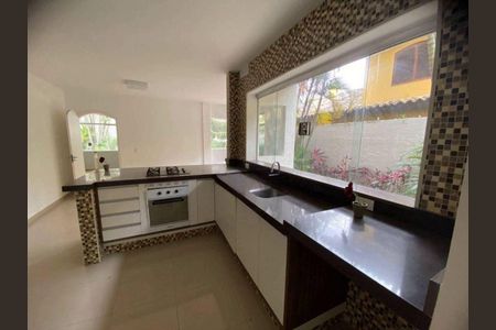 Casa à venda com 350m², 3 quartos e 4 vagas
