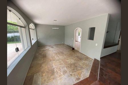 Casa à venda com 350m², 3 quartos e 4 vagas