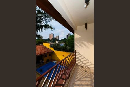 Casa à venda com 3 quartos, 393m² em Santo Amaro, São Paulo