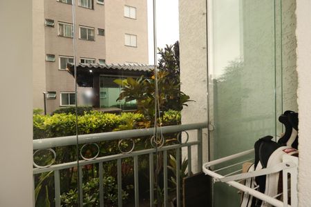 Apartamento à venda com 50m², 2 quartos e 1 vagaSacada da Sala