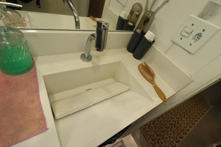 Apartamento à venda com 50m², 2 quartos e 1 vagaBanheiro - Pia