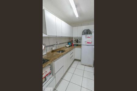 Apartamento à venda com 2 quartos, 56m² em Santo Antônio, Porto Alegre