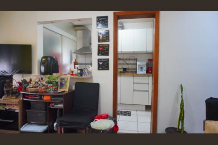 Sala  de apartamento à venda com 2 quartos, 56m² em Santo Antônio, Porto Alegre